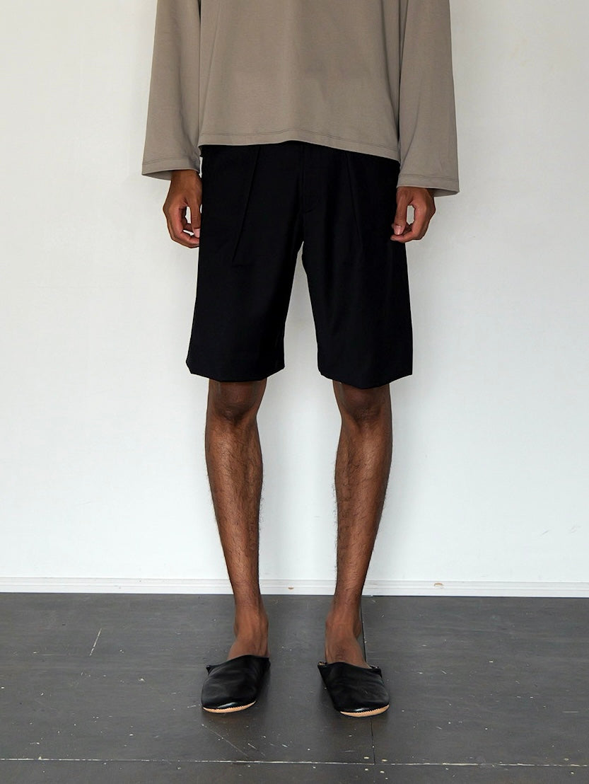 WOOL SILK GABARDINE SHORTS