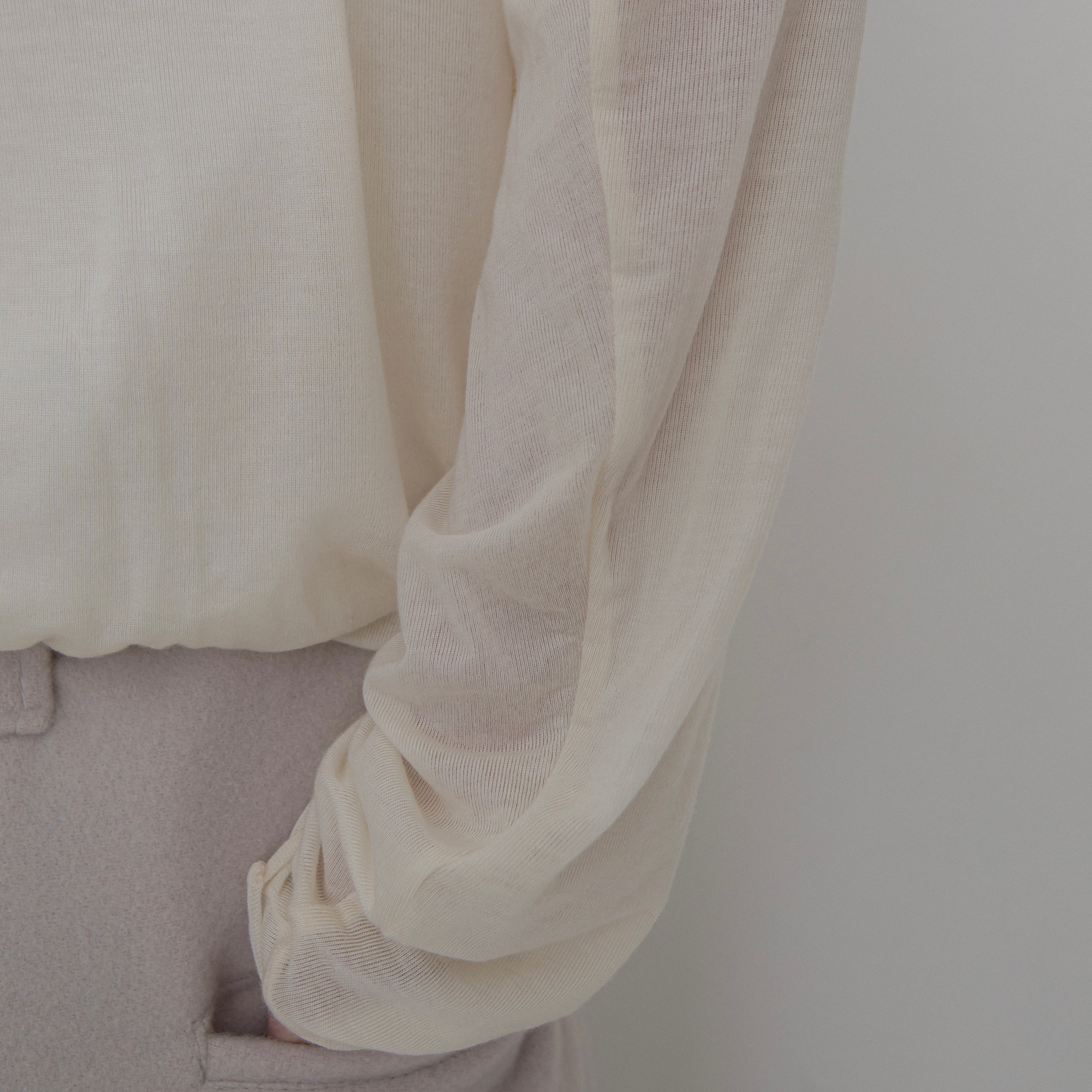 CASHMERE SILK RAGLAN HIGH NECK T-SHIRTS